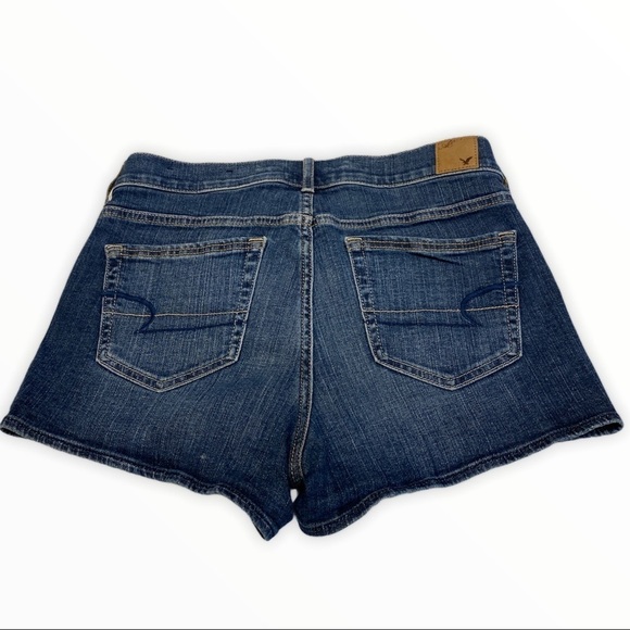 𝅺American Eagle outfitters stretch denim jean Short - Picture 2 of 5